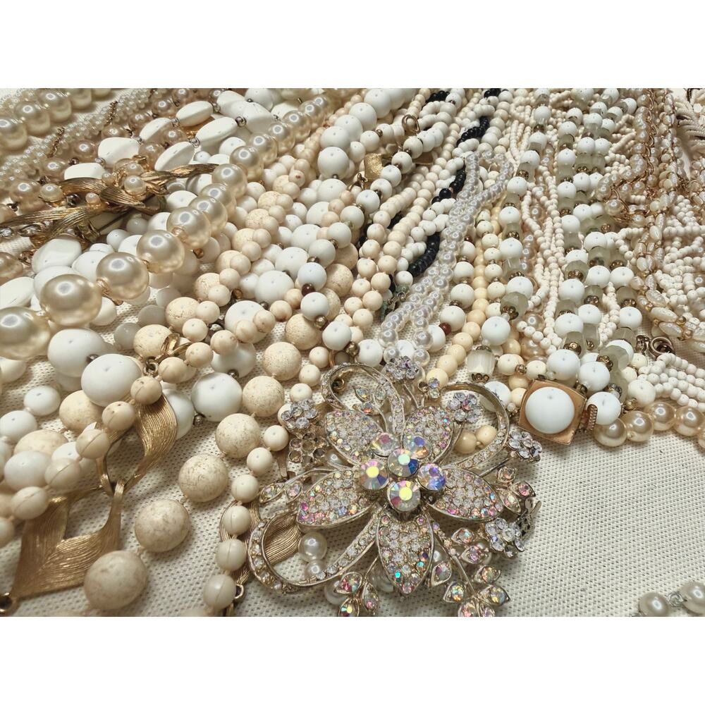 💜 Mystery Pearl Grab Bag | Curated Vintage-Inspired Bundle